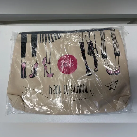 Perfectly Posh Multipurpose Bag - Picture 5 of 5